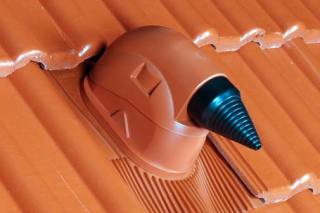 Hadicový prostup HPI.