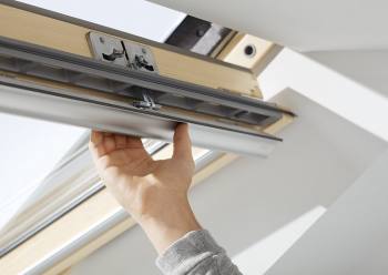 Horní ovládání střešních oken VELUX